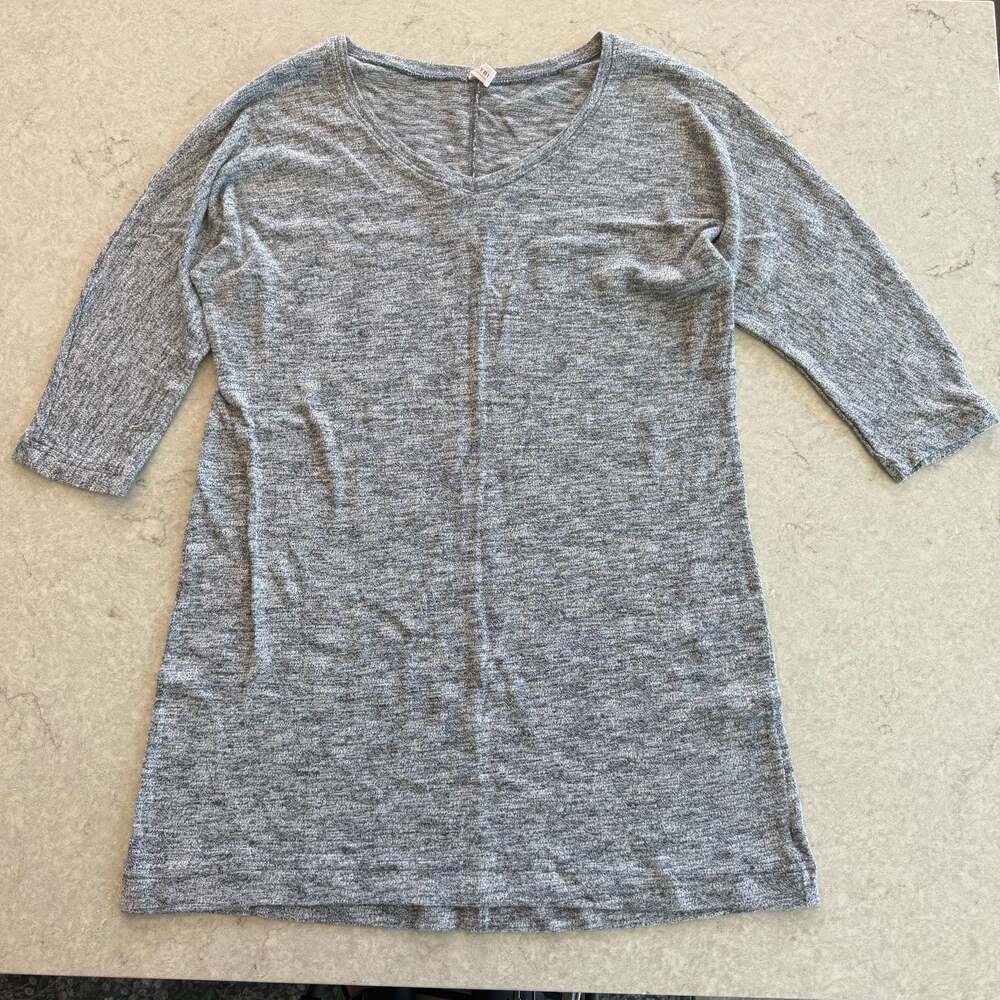 Soybu Heather Gray V-Neck 3/4 Sleeve Tunic Dress